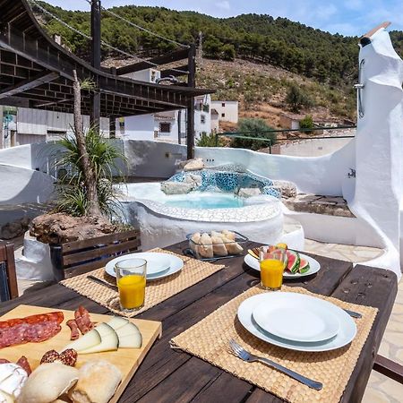 Town House With Roof Terrace And Plunge Pool Villa Alcaucín Exterior photo