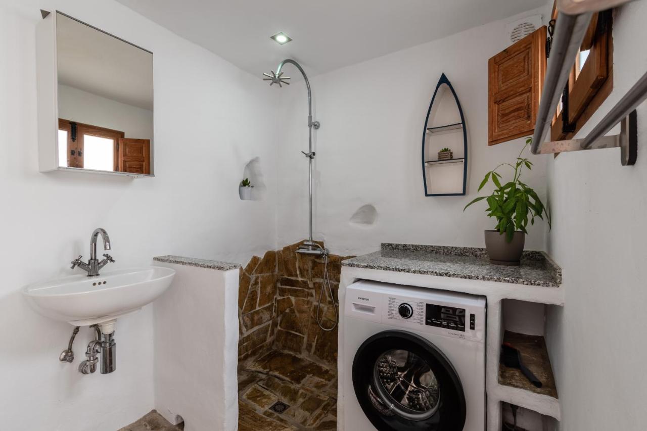 Town House With Roof Terrace And Plunge Pool Villa Alcaucín Exterior photo